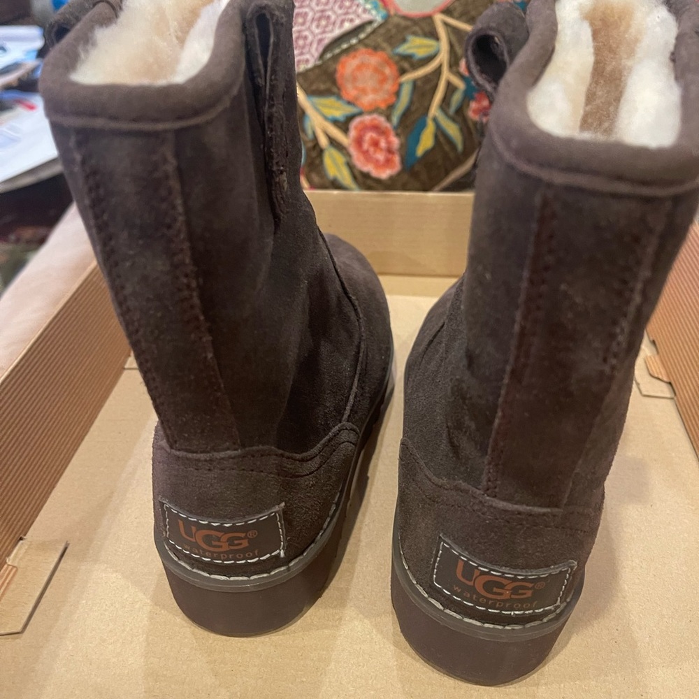 UGG boots - Picture 6 of 7